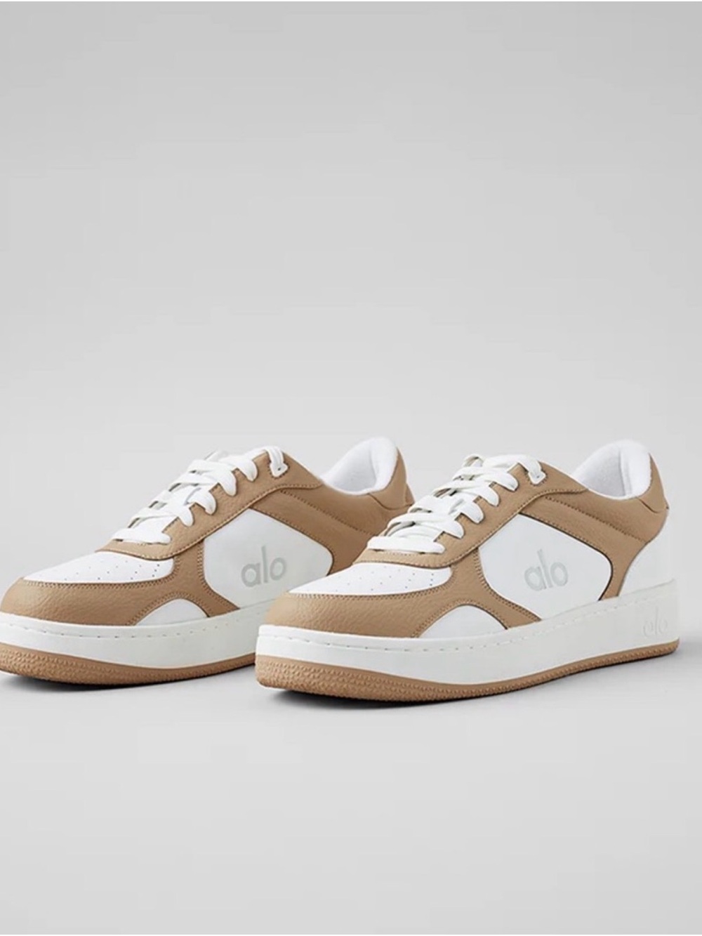 ALO Yoga Gravel and White Recovery Mode Low-Top Sneakers